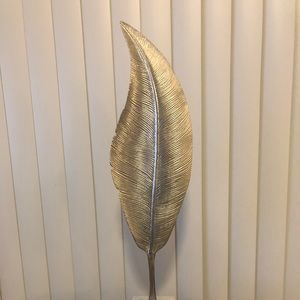 Metal Silver Leaf with Marble base